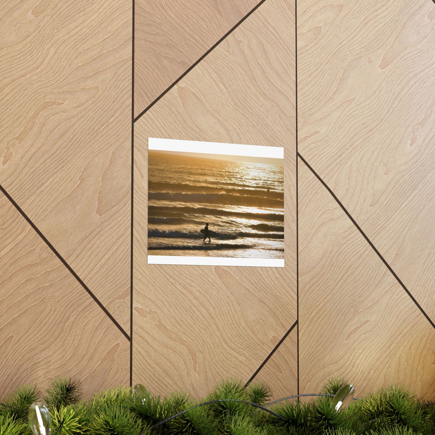 surfin’ in gold (horizontal)