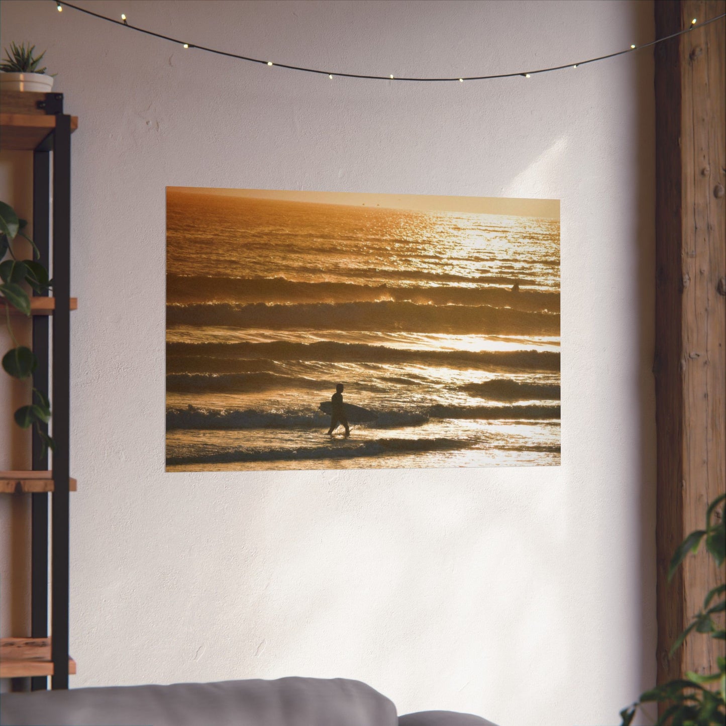 surfin’ in gold (horizontal)