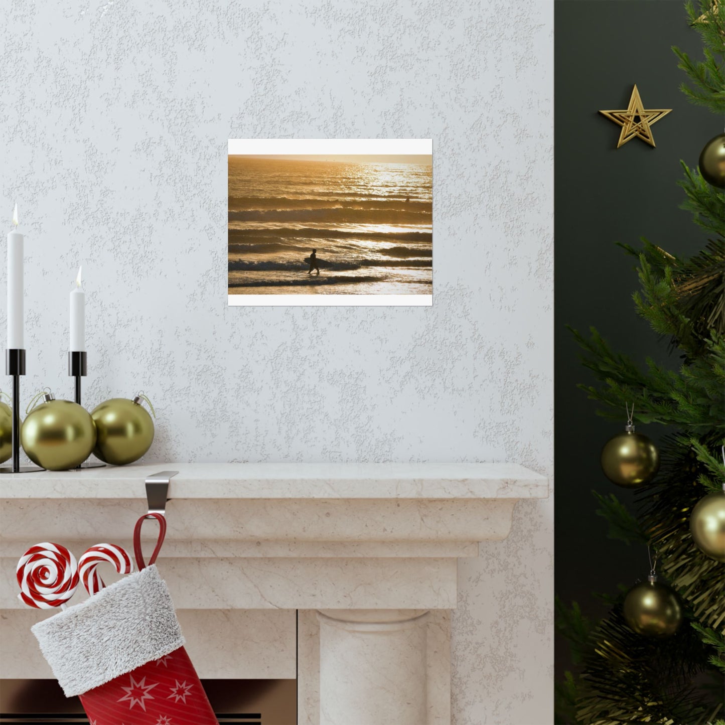 surfin’ in gold (horizontal)