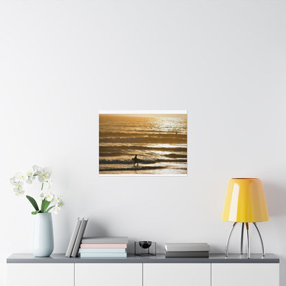 surfin’ in gold (horizontal)