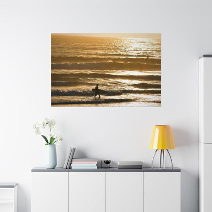 surfin’ in gold (horizontal)
