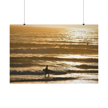 surfin’ in gold (horizontal)