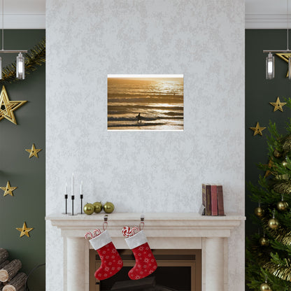 surfin’ in gold (horizontal)
