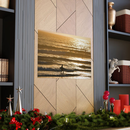 surfin’ in gold (horizontal)